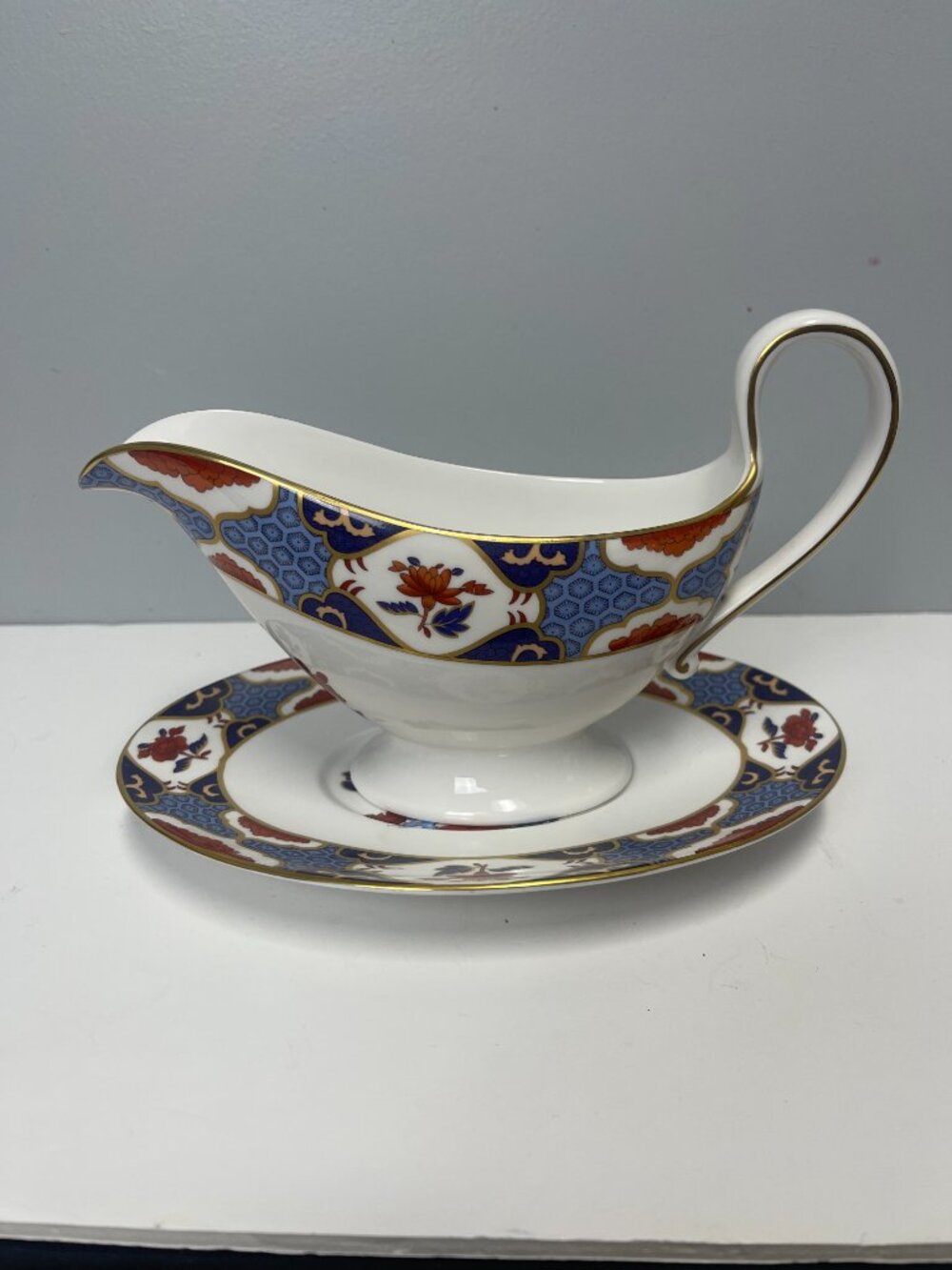 Spode Shima Y8172-B Gravy Boat & Underplate Fine Bone China England